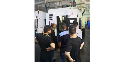 J9直营集团精机年终保养活动顺利发展，保障机床高效运行